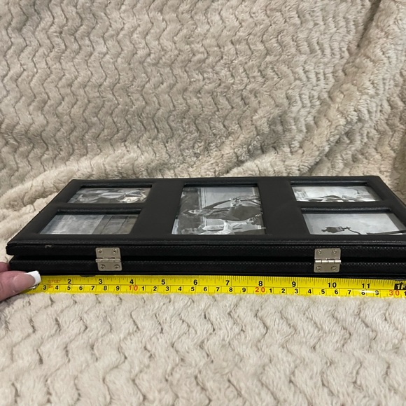 3 Folding Hinged Picture Frame 18”x13” Photo Frame Family Holds 13 Photos - Picture 5 of 6
